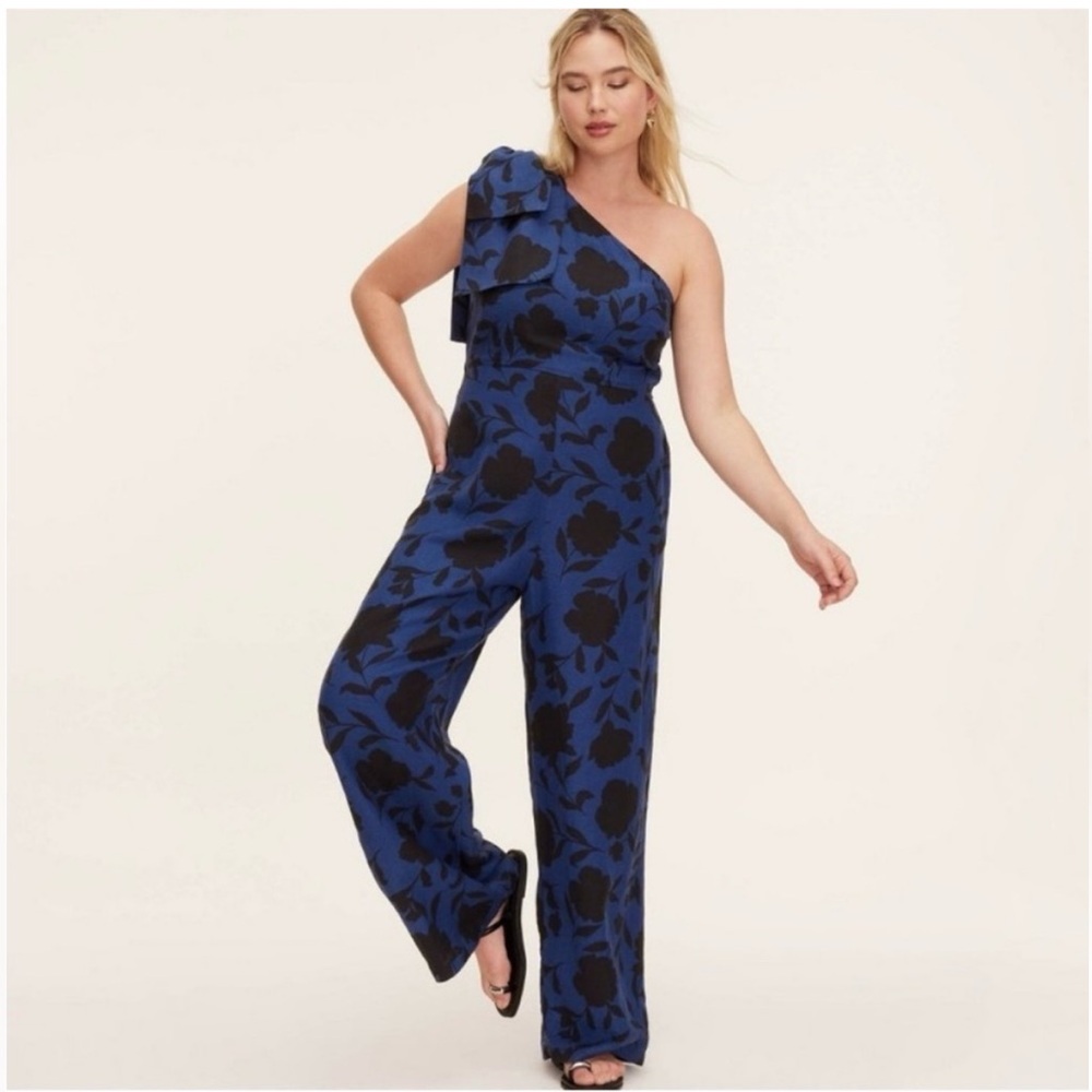 Kate Spade Target Classic Rose Jumpsuit, size 2